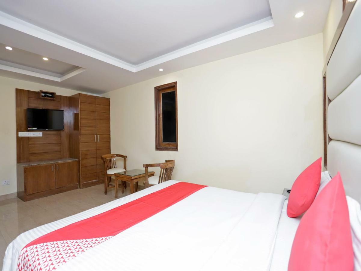 Oyo 39066 Hotel Star View Mussoorie Exterior foto